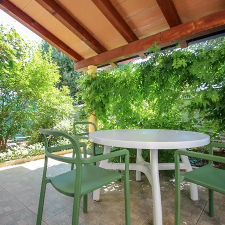 Viviana Damir A2 Apartment
