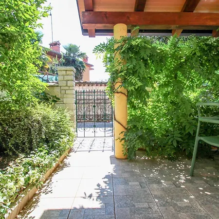 Apartment Viviana Damir A2 Novigrad (Istria)